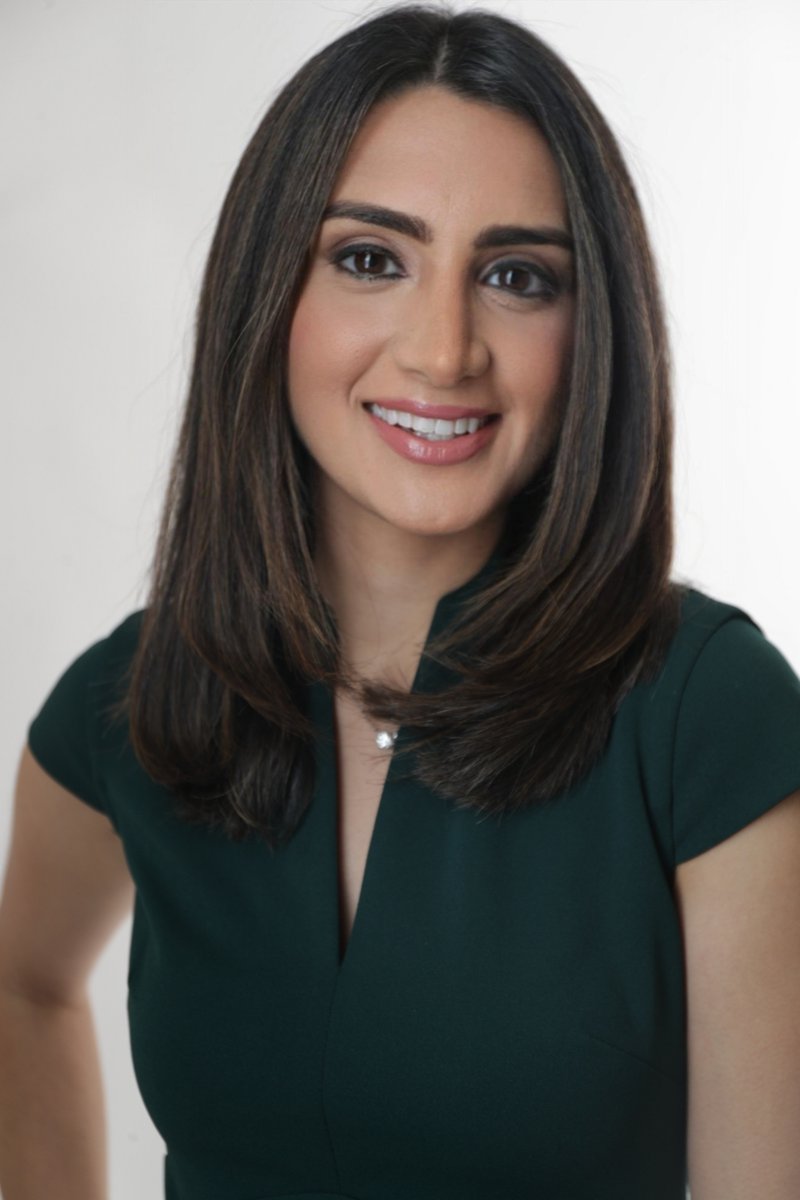 From @UCL student to volunteer and <a href="/BBCNews/">BBC News (UK)</a> journalist, learn about <a href="/RitikaGuptaTV/">Ritika Gupta</a> and her <a href="/UCLAlumni/">UCL Alumni</a> journey in our 2023-24 Philanthropy Impact Report: bit.ly/3DNd3Sk