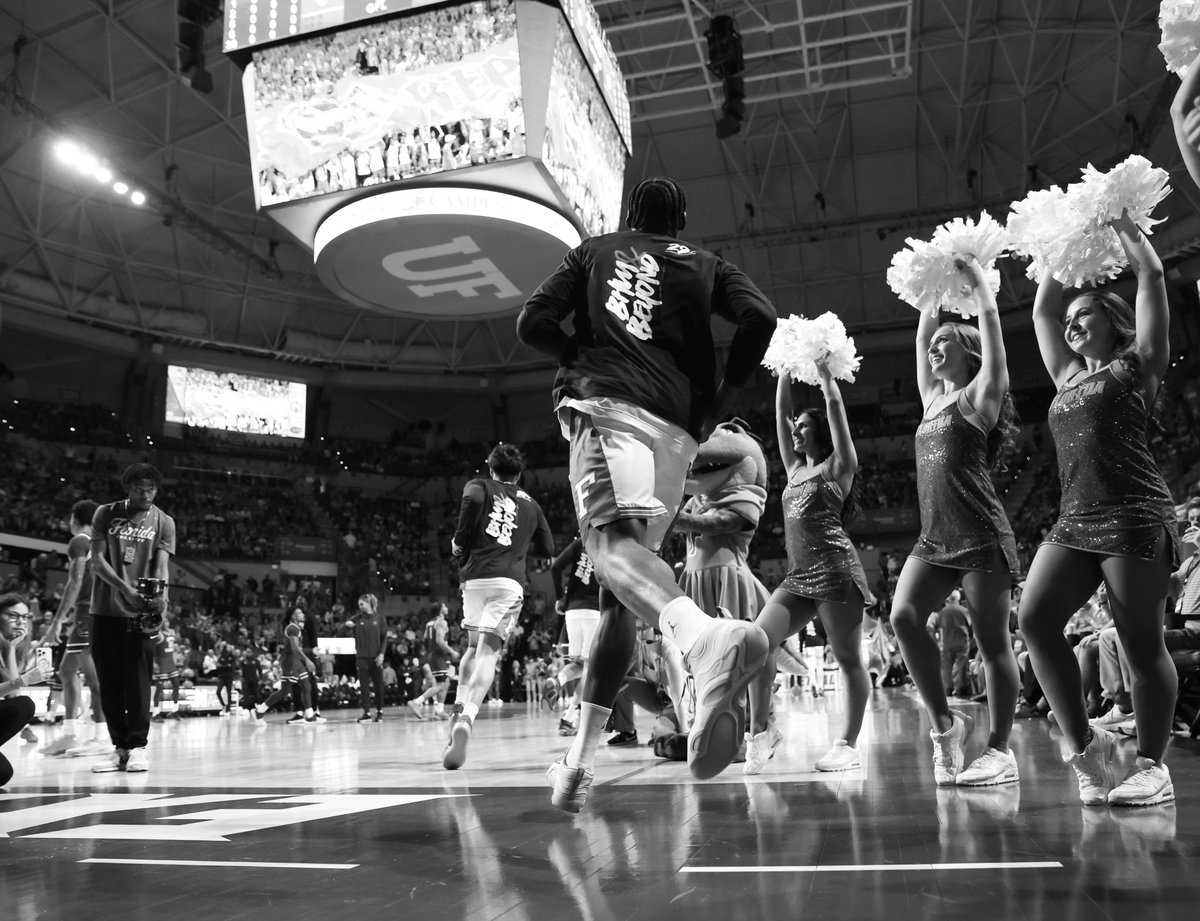 am_rueben's tweet image. Yaki-ire (็ผๅ
ฅใ) โ the moment metal is reborn, when the soul enters the sword. Let the dance begin!!!
#9 #MarchMadness #MarchMadness2025 #letthedancebegin #gatorsboysstayhot #NCAABasketball
