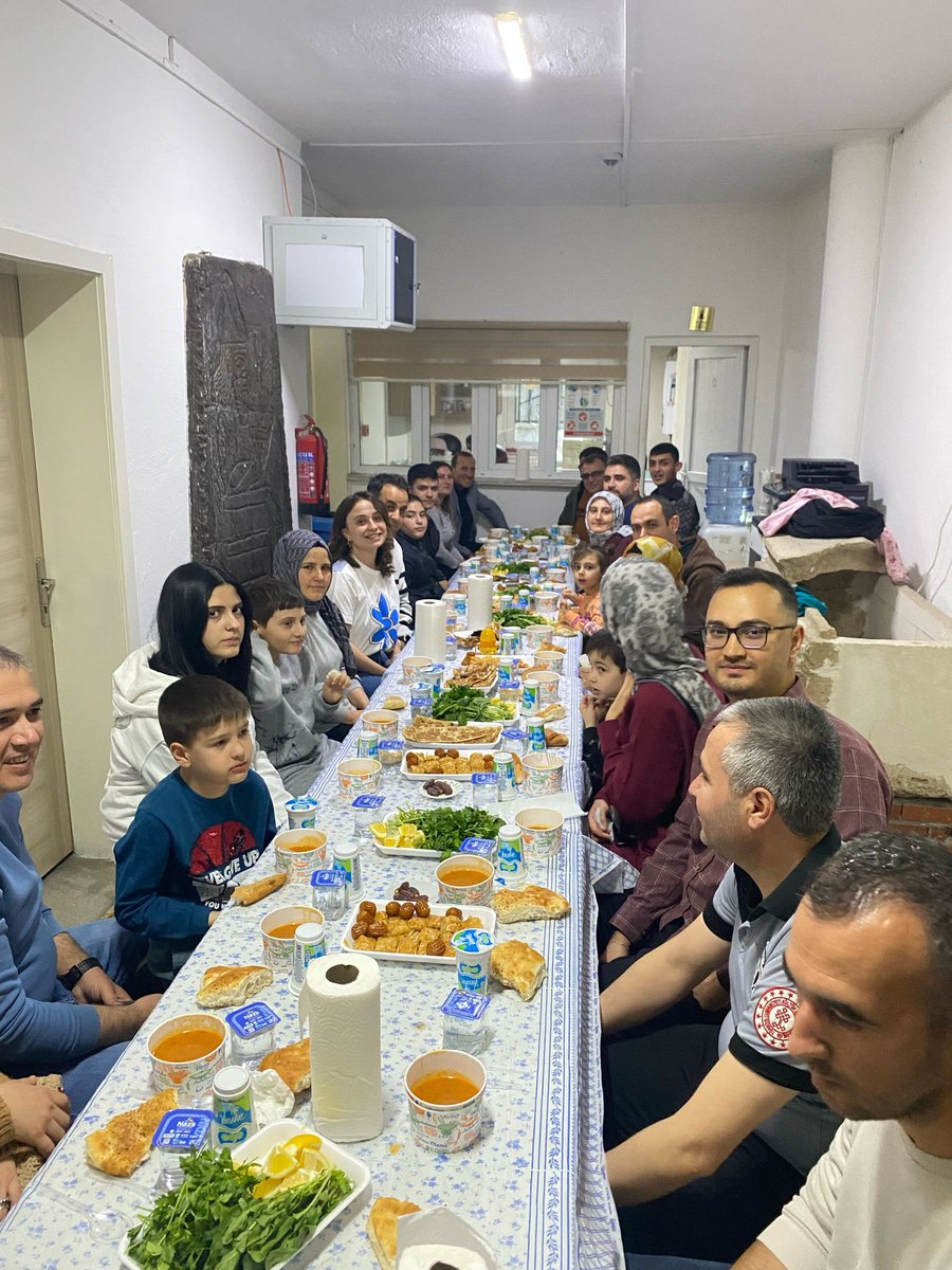 naboniduser's tweet photo. #karamanmuzesi #ramazan #iftar https://t.co/NWsEElzDaA