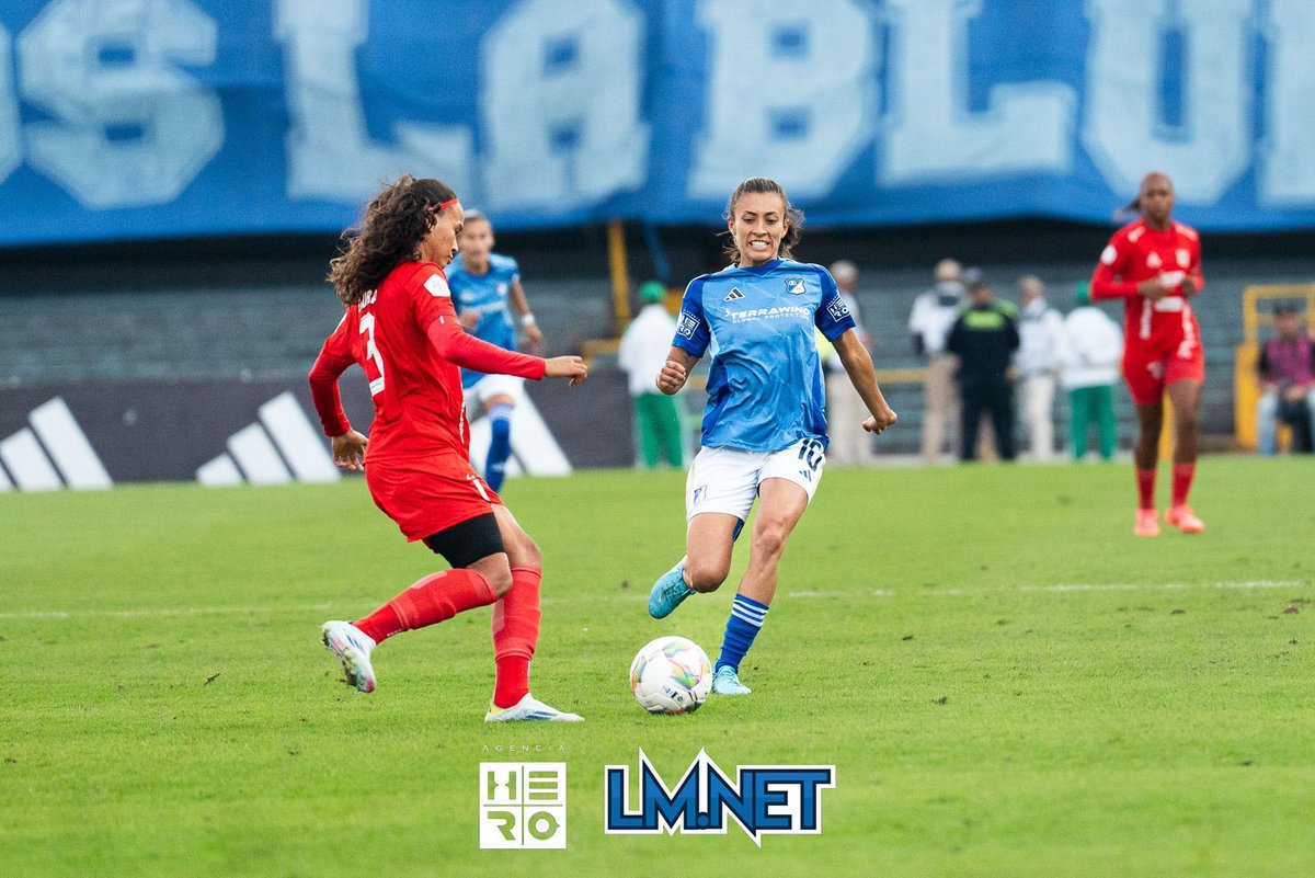 ¡Tarde de doblete embajador! Ⓜ️

Estas y todas las fotos que dejó el doblete de victorias de Millonarios en El Campín.

Mira aquí nuestras galerías completas:
Masculino: losmillonarios.net.co/galeria-hero-m…
Femenino: losmillonarios.net.co/galeria-hero-m…

#MillonariosEsSuHinchada