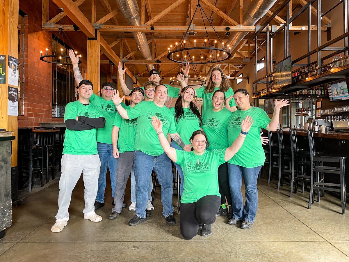 🍀 Cheers to 33 Years! Come hang out at the pub and celebrate our #anniversary with us today!