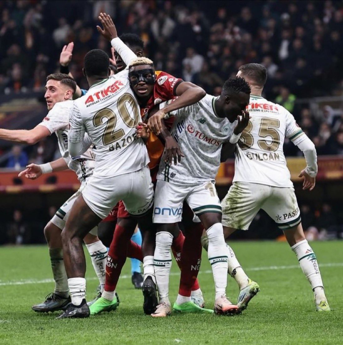 Hani Mourinho diyor ya rakipler Cimbom’a daha az motive oluyormuş. İşte bakın bu, rakibin bize az motive olmuş hali.