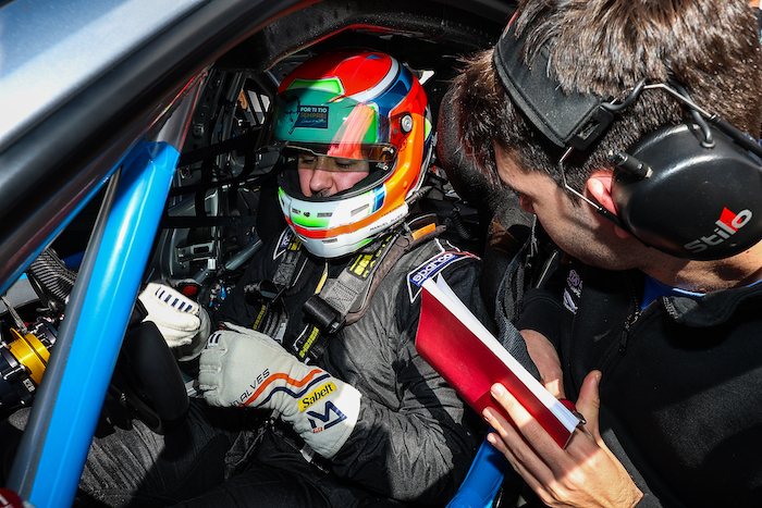 sportmotores's tweet image. #PSCI: Manuel Alves repete à aposta 

&quot;A conquista do título foi um marco muito importante para mim, mas sei que ainda há muito por alcançar.&quot;

Leia mais: iris.cpidt.pt/publishing20/!…