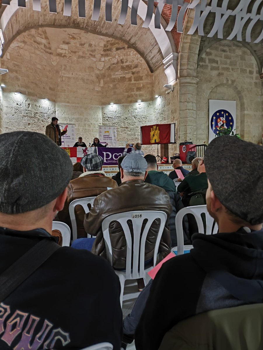 🫂Hemos celebrado en #Villalar de los #Comuneros nuestro 15 Congreso

🙌 Noelia Rubio se convierte en la primera mujer en presidir el PCAS-TC en sus 37 años de historia

👏 Luis Marcos ha renovado como secretario general

ℹ️ partidocastellano.org/2025/03/15/noe…