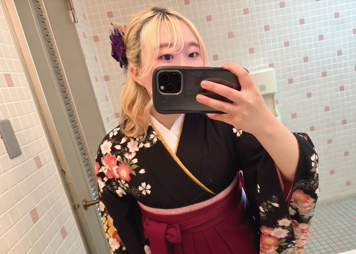 mayu1511's tweet photo. 卒業式前！！！
あっという間だったな。。。 https://t.co/5bkqcJ7Y28