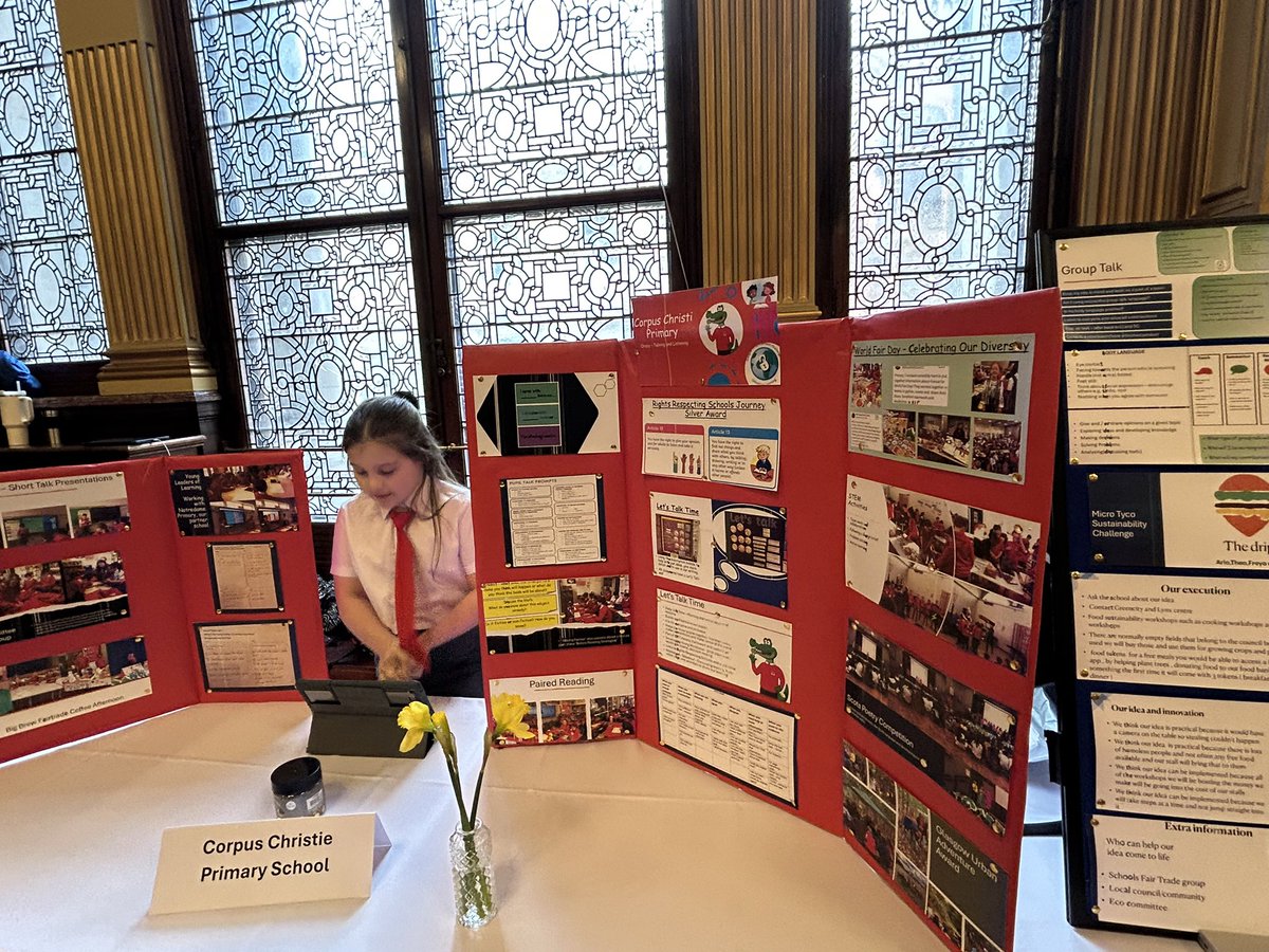 Jane_Arthur_'s tweet photo. Primary #LearningExchange in City Chambers 👍🏼 Young people from 15 schools sharing their project based #interdisciplinarylearning Wonderful sharing @CorpusChristi_K 🌟@GlasgowCC @fifsross @EdISGlasgow @Doug_GCC @JeanMil09459364 @CDavren @catheri87086777 #AllLearnersAllAchieving https://t.co/vxzpIAQSIM