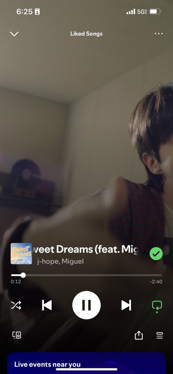 _nahomis1's tweet photo. @jhopePromotions i would love to see hobiii 🥹💗 https://t.co/kSzBSF5Yt0