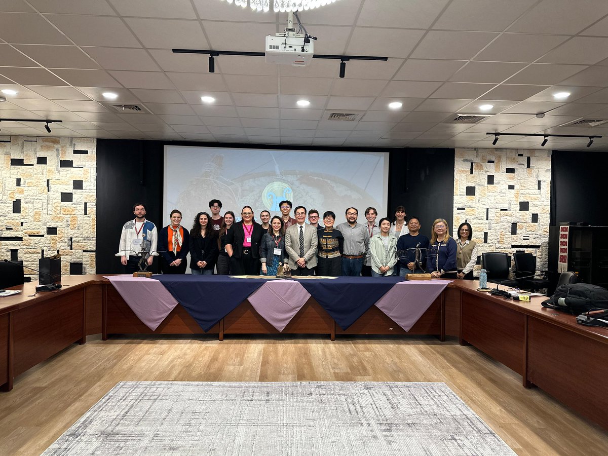 kahooser's tweet photo. We were met with fascinating conversations and welcoming hospitality on Day Four of @UChicagoCIR’s annual trek to Taiwan. Our hosts at National Dong Hwa University’s College of Indigenous Studies spoke to us about indigenous movements on the island… https://t.co/nThHfQberO