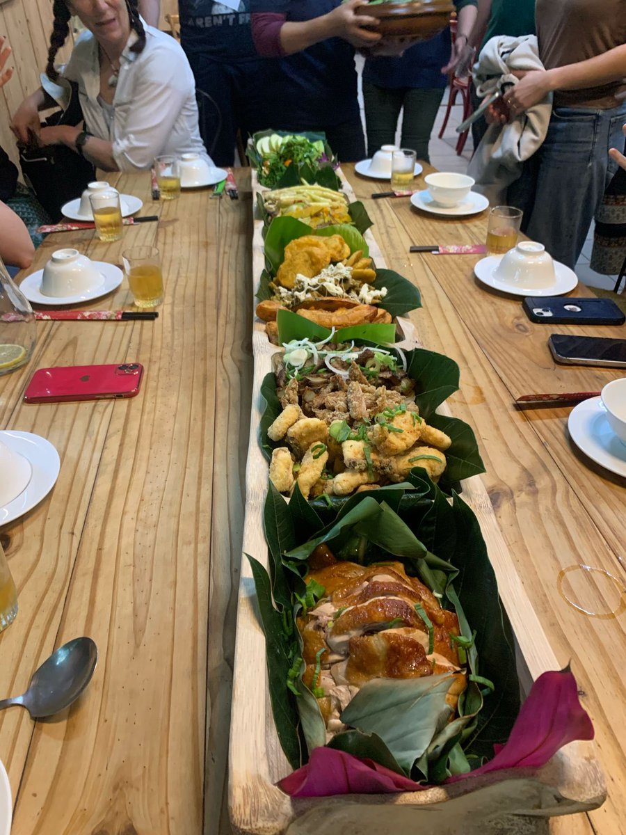 kahooser's tweet photo. …demonstrated a beautiful indigenous ceremony, and treated us to a fabulous indigenous-style meal. The biggest of thanks goes out to Dr. Shih for creating a day our students will not soon forget! https://t.co/ovj7urNQqi