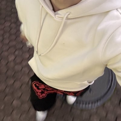 AxxeL69_'s tweet photo. #NuovaFotoProfilo 

#bi https://t.co/yt39pmmSXu