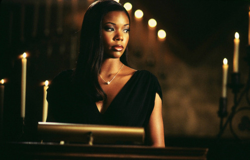 Coolness941's tweet photo. How Queen Latifah, Beyoncé and Gabrielle Union Defined 2003: A Thread https://t.co/im7vkxu4oK