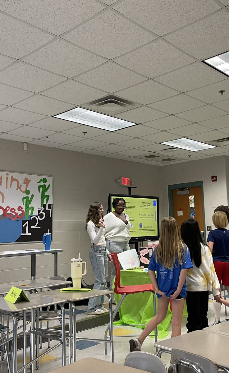 Ms. Eller tweet media