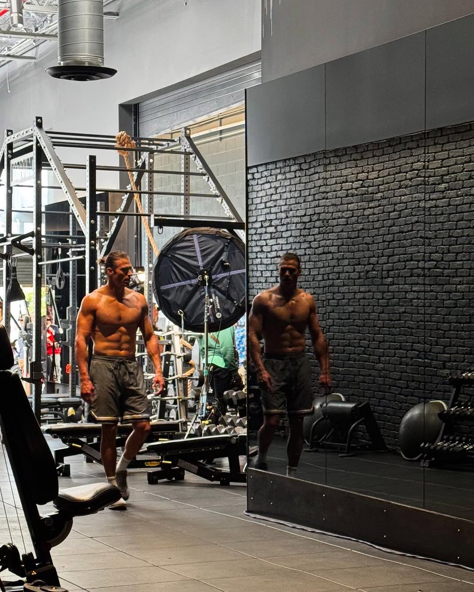 IceTeaColdTea's tweet image. #abs 👌🏻