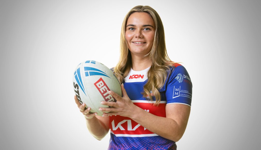 📝Signing number eleven!

Half Lauren Holgate becomes the Hornets Women's eleventh signing for 2025.

Full story: hornetsrugbyleague.com/article/1538/l…