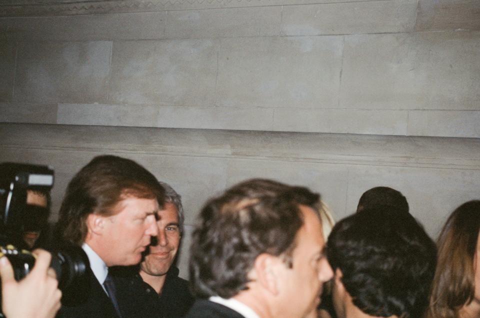 EDMOilersFan's tweet photo. @ValentinaForUSA Ask Cheeto. He knows all about the Epstein tapes. Deny the pics hypocrite!
Make sure to go after Cheeto for going into beauty pageant changing rooms and leering at the young girls because “I own it. They can’t stop me.”
Careful Gomez, ICE will be coming for you. https://t.co/KCjTbjVroH