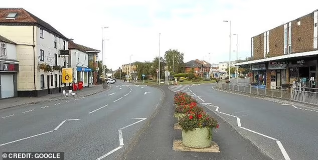 🚨13 YR OLD GIRL R*PED IN SMALL TOWN. POLICE ASK PUBLIC NOT TO TALK ABOUT IT!

We all know why.
We all know who did this.
We all know it's another cover up.

And the Police don't want a riot on their hands.
The UK is a disaster, our authorities are a disgrace.