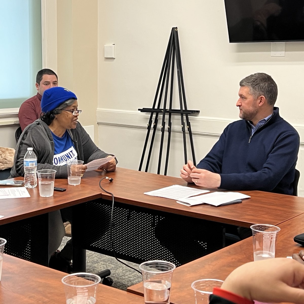 CVH Power! (@cvhpower) on Twitter photo Today, members of CVH Power and <a href="/citizenactionny/">citizenactionny.bsky.social</a> met with Congressman <a href="/PatRyanUC/">Pat Ryan 🇺🇸</a> ✊🏿
Rep. Ryan pledged to:
âś… Hold the line against tax cuts for the ultra-wealthy
✅ Work alongside us to elevate the voices of members who will be most impacted by impending federal cuts Today, members of CVH Power and <a href="/citizenactionny/">citizenactionny.bsky.social</a> met with Congressman <a href="/PatRyanUC/">Pat Ryan 🇺🇸</a> ✊🏿
Rep. Ryan pledged to:
âś… Hold the line against tax cuts for the ultra-wealthy
âś… Work alongside us to elevate the voices of members who will be most impacted by impending federal cuts