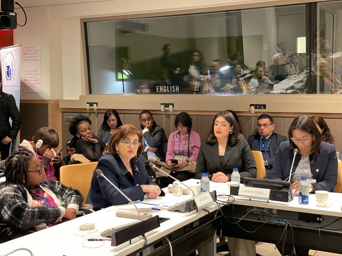 "Breaking Glass Ceilings: 30 Years After the Beijing Declaration-Women’s Leadership in Positions of Power: Evaluating Progress &amp; Future Challenges" A dynamic exchange of personal experiences from women who have navigated the complexities of leadership.#WIF12MARCH2025
