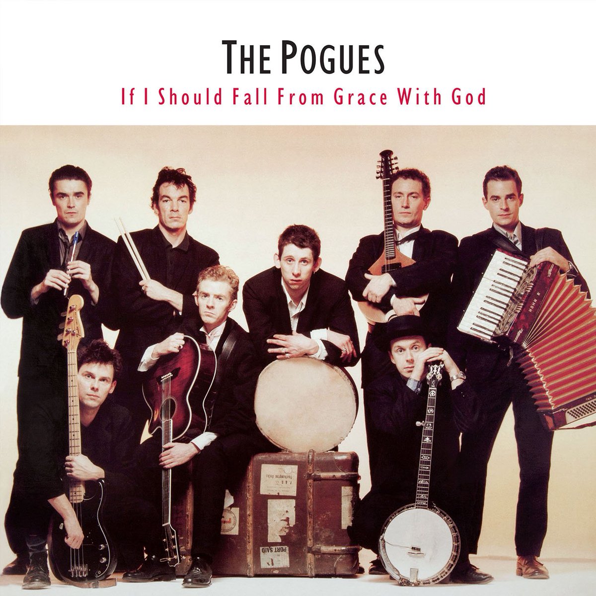 Cet album des Pogues est un petit bijou de musique celtique parfaitement exécuté et produit (et dieu sait que je suis normand).
"Turkish Song", "Fairytale Of New York", "Thousands Are Sailing", "Fiesta"...
Gnifique.
Ce soir sur la platine.
#playlistermusic #StPatricksDay