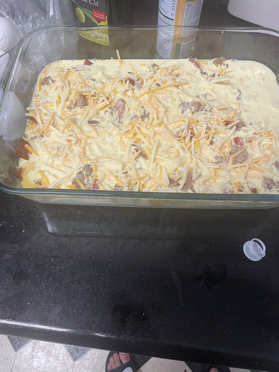 cheekerton's tweet photo. Haven’t ate all day but we getting busy in the kitchen.  Breakfast for dinner: sausage dumplings with gravy egg and cheese mix.  Yea the gravy thick cause I ran out of milk but fuck it nigga we ball #CheeksHungry #FatNiggaShit #CookingWithCheeks https://t.co/iiRw5Ui138