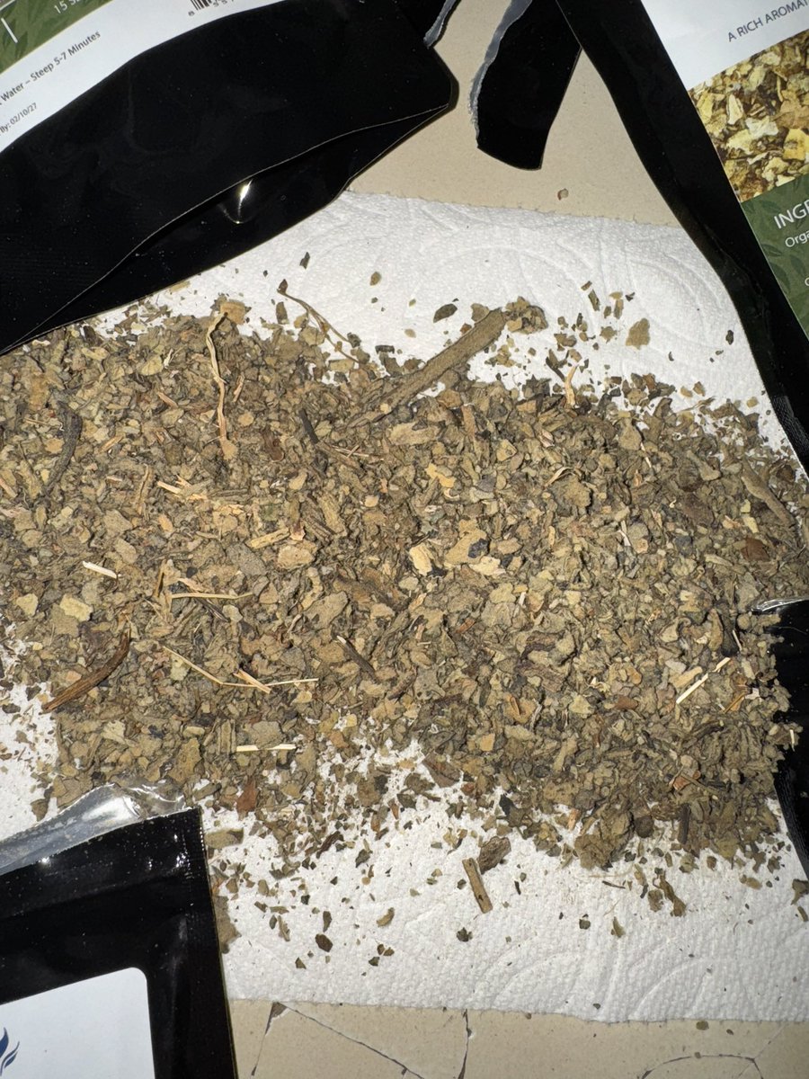 gameofhecentury's tweet photo. Do not buy your #mulleinleaf tea from #fullleaftea look at this old ass dried up dirt mixed shithole they sent me I’ve gotten fresh green full mullein leafs from them before , for the price I expect quality https://t.co/nCmp6b1IlE