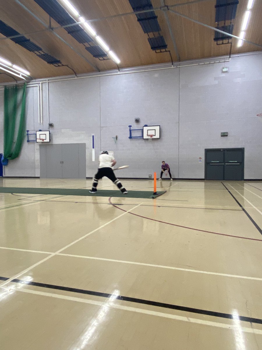 DFCALtd's tweet photo. Week 9 action of our #DFCA Monday Night Adult Indoor Cricket League!
Game 2: @GoldenHillCC vs @DSuperKings
#IndoorCricket #Fun #outsideofwork #social #team https://t.co/VdEhsbxAs4