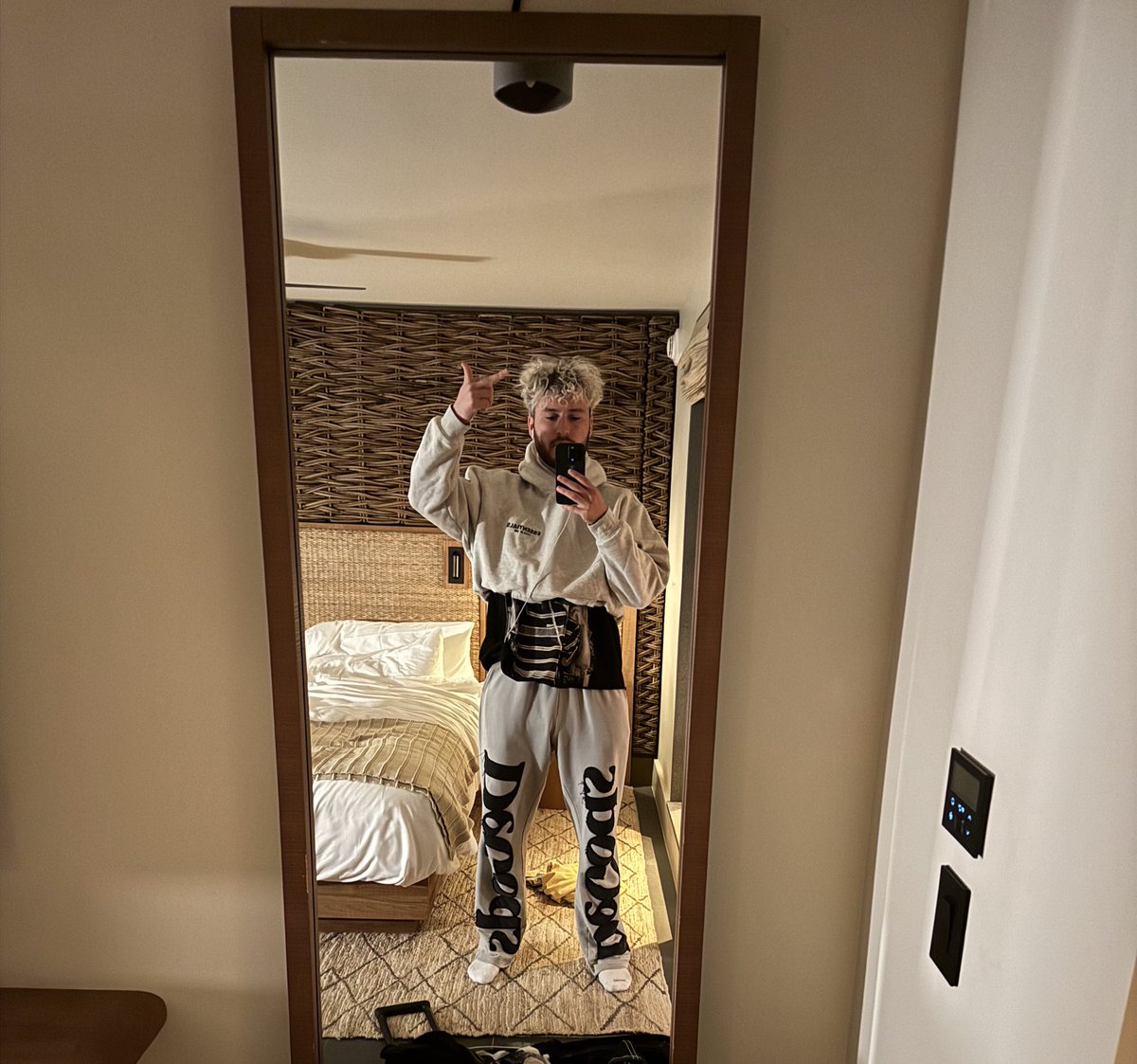 threadguy tweet media