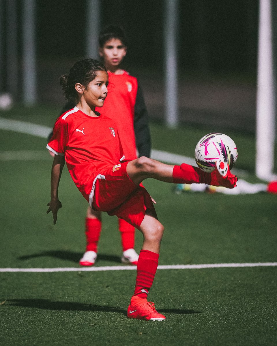 scbragaformacao's tweet image. A alegria de jogar futebol 😁🥹

#PorMaisFuturo | #Sub11