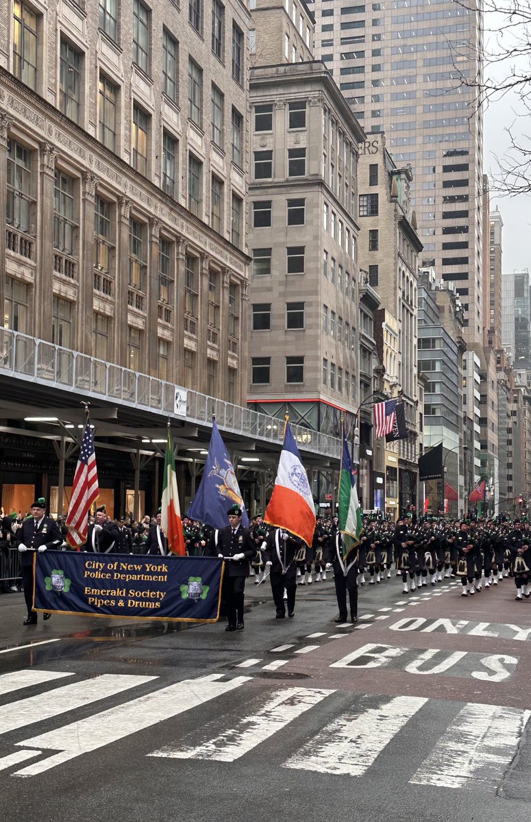 NYPD Manhattan South tweet media