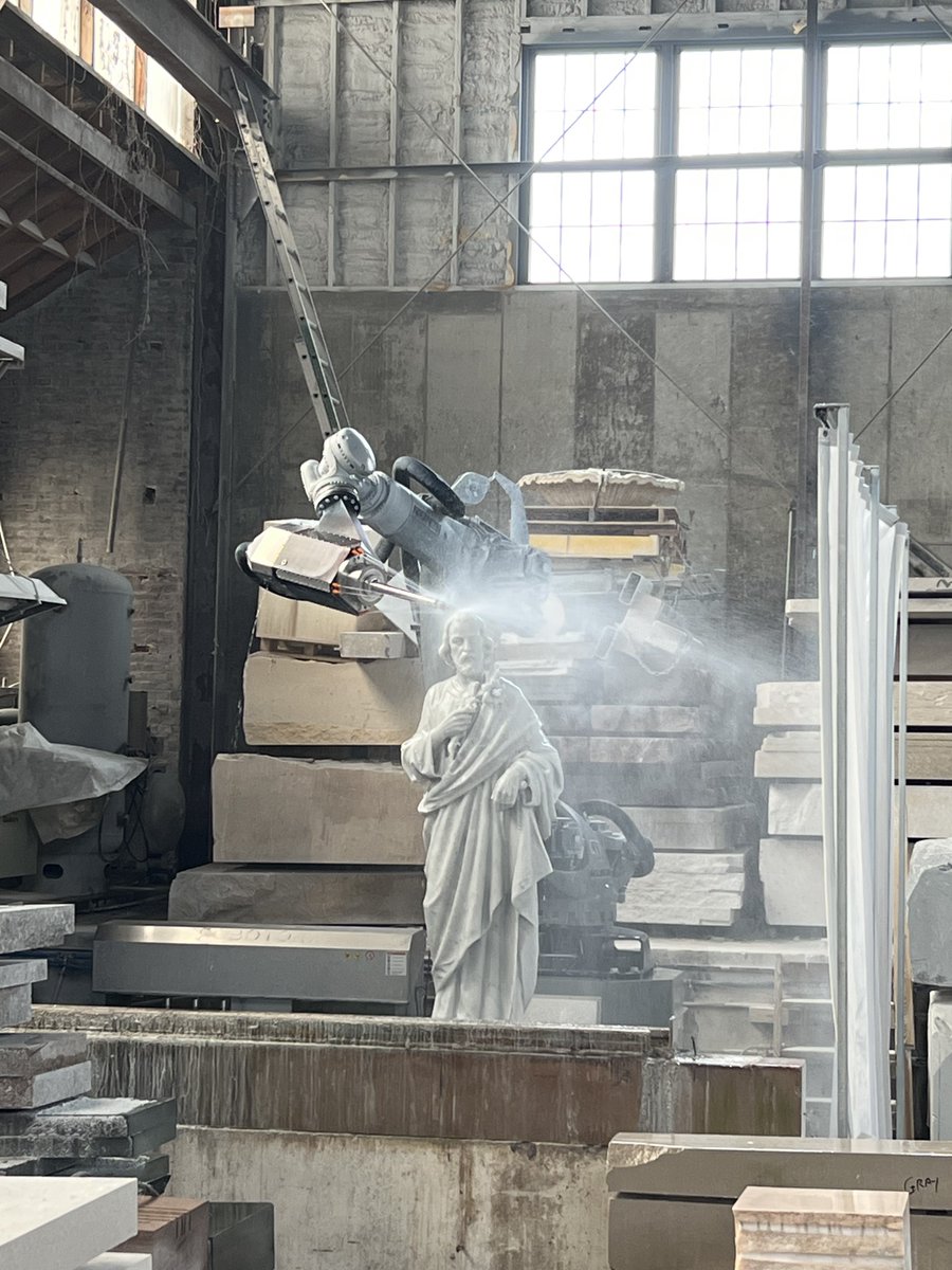 It’s Monday and the robots are hard at work.