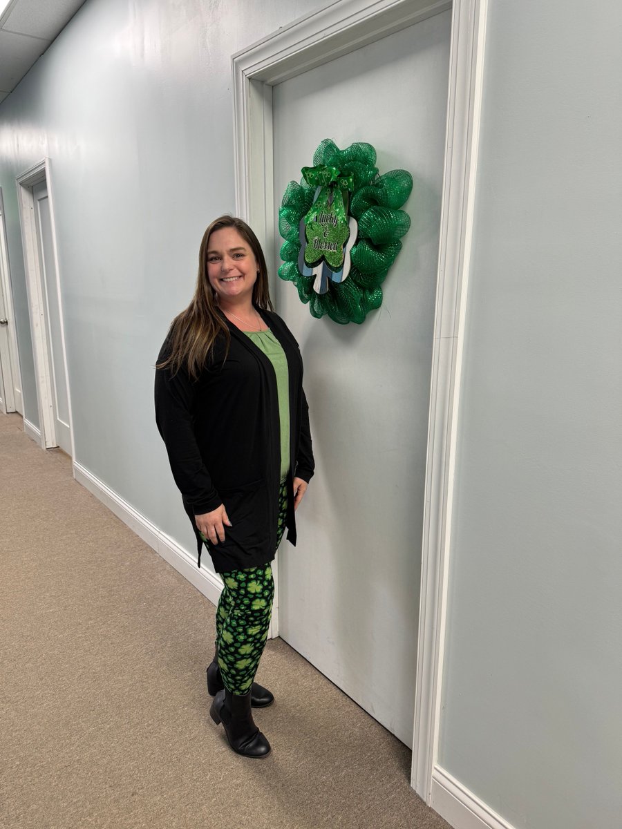 Ladies in Green 🍀 Happy St. Patrick's Day!