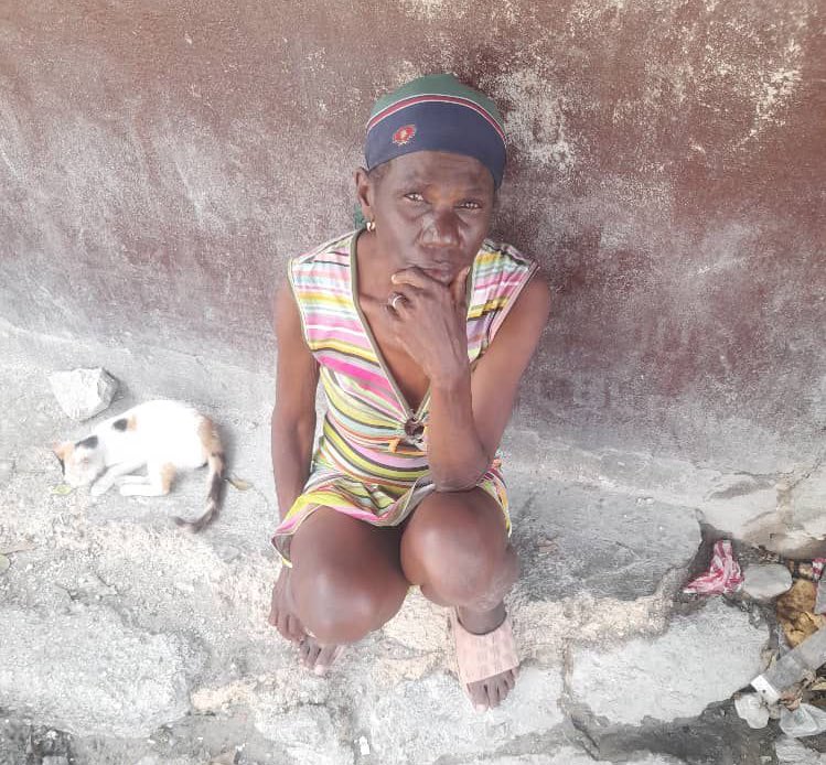Kirikounews's tweet photo. Li Rele Mireille Jean Claude, li pèdi fanmi li,  Li gon pitit gason ki rele Wilson Jean Claude nenpot moun kita rekonèt li rele nan numéro sa pou nou fè pitit gason an jwenn li.+50937862953 https://t.co/bKND0khfWC