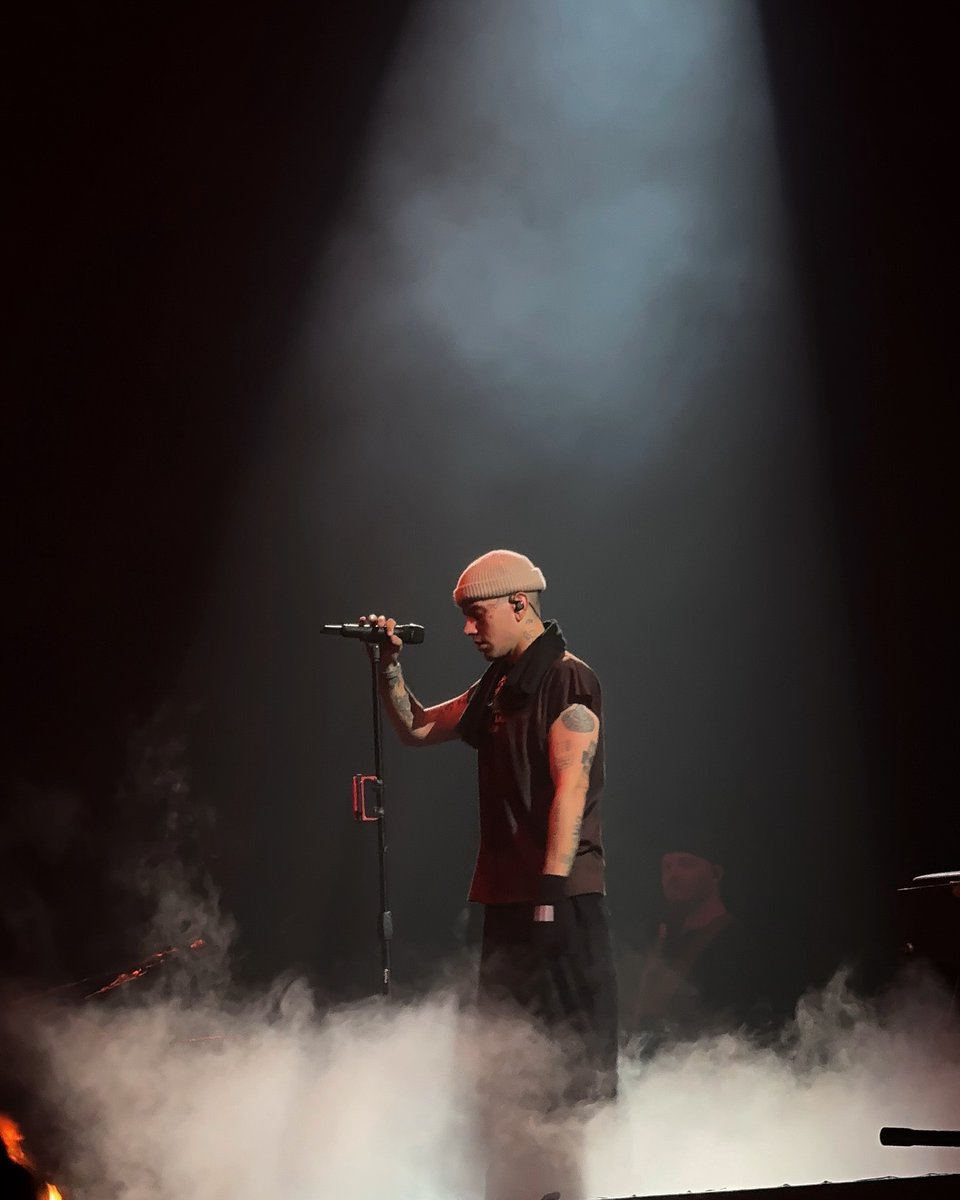 Keb_ssj's tweet photo. JUSTIN https://t.co/MD1Cg0B7YB