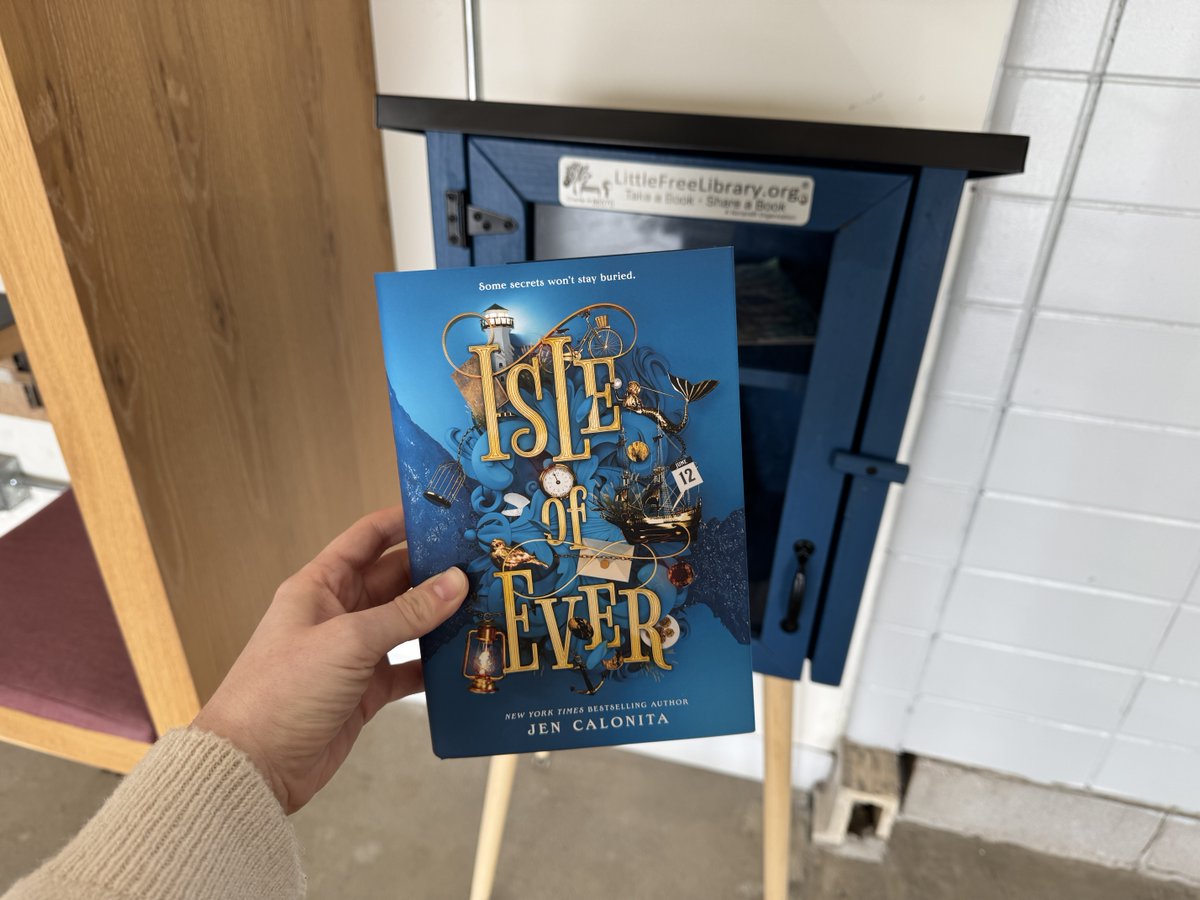 LtlFreeLibrary's tweet photo. Thanks to our friends at @Sourcebooks, 100 lucky #LittleFreeLibrary stewards and fans in the U.S. will win a copy of #IsleofEver by Jen Calonita! After her 12th birthday, Everly Benedict learns she's the sole heir to a mysterious ancestor’s vast fortune. https://t.co/uCErRdnoMY https://t.co/Fsfmn6FMW7
