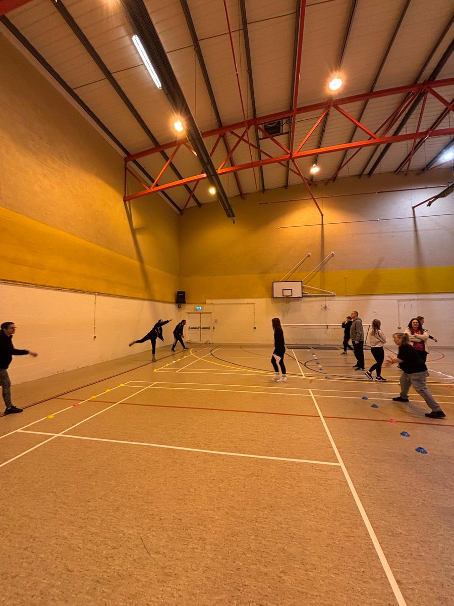 CCBC Sport Caerphilly (@sport_leisure) on Twitter photo π¨ Crynodeb o'r Digwyddiad! π¨
Roedd Gweithdy Athrawon Chwaraeon Caerffili a <a href="/CricketWales/">Criced Cymru / Cricket Wales ππ΄σ §σ ’σ ·σ ¬σ ³σ Ώ</a> yn dipyn o hwyl! πβ¨
Enillodd athrawon hyder a syniadau newydd i gyflwyno gwersi criced. π
Diolch i bawb a ymunodd Γ’ ni! π π¨ Crynodeb o'r Digwyddiad! π¨
Roedd Gweithdy Athrawon Chwaraeon Caerffili a <a href="/CricketWales/">Criced Cymru / Cricket Wales ππ΄σ §σ ’σ ·σ ¬σ ³σ Ώ</a> yn dipyn o hwyl! πβ¨
Enillodd athrawon hyder a syniadau newydd i gyflwyno gwersi criced. π
Diolch i bawb a ymunodd Γ’ ni! π