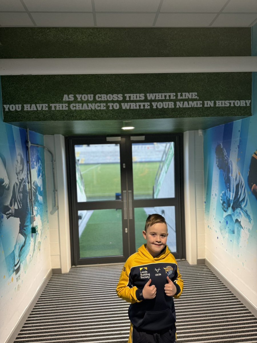 Daniel Frank (@dannyfrank13) on Twitter photo Thanks <a href="/RugbyLeeds/">Leeds Rhinos Foundation</a>,<a href="/leedsrhinos/">Leeds Rhinos</a>, Keenan & Ethan for welcoming the PDRL juniors to HQ.
Oliver’s highlight was sitting in <a href="/Ryan5Hall/">Ryan Hall</a> place eyeing up his boots!
Well done all, these kids deal with more than most in life and deserve nights like this!
#Changinglivesthroughsport Thanks <a href="/RugbyLeeds/">Leeds Rhinos Foundation</a>,<a href="/leedsrhinos/">Leeds Rhinos</a>, Keenan & Ethan for welcoming the PDRL juniors to HQ.
Oliver’s highlight was sitting in <a href="/Ryan5Hall/">Ryan Hall</a> place eyeing up his boots!
Well done all, these kids deal with more than most in life and deserve nights like this!
#Changinglivesthroughsport