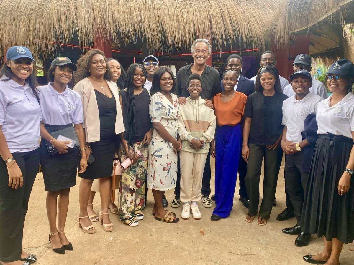 Début des activités de cette semaine de la francophonie au village Noah avec les JAF, leur parrain Yannick Noah et notre vice présidente Éliane Nsom