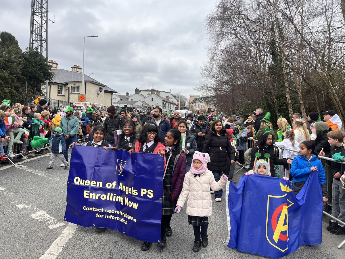 of_wedgewood's tweet image. Wonderful day at Stepaside parade #stepaside #dlrcc #StPatricksDay