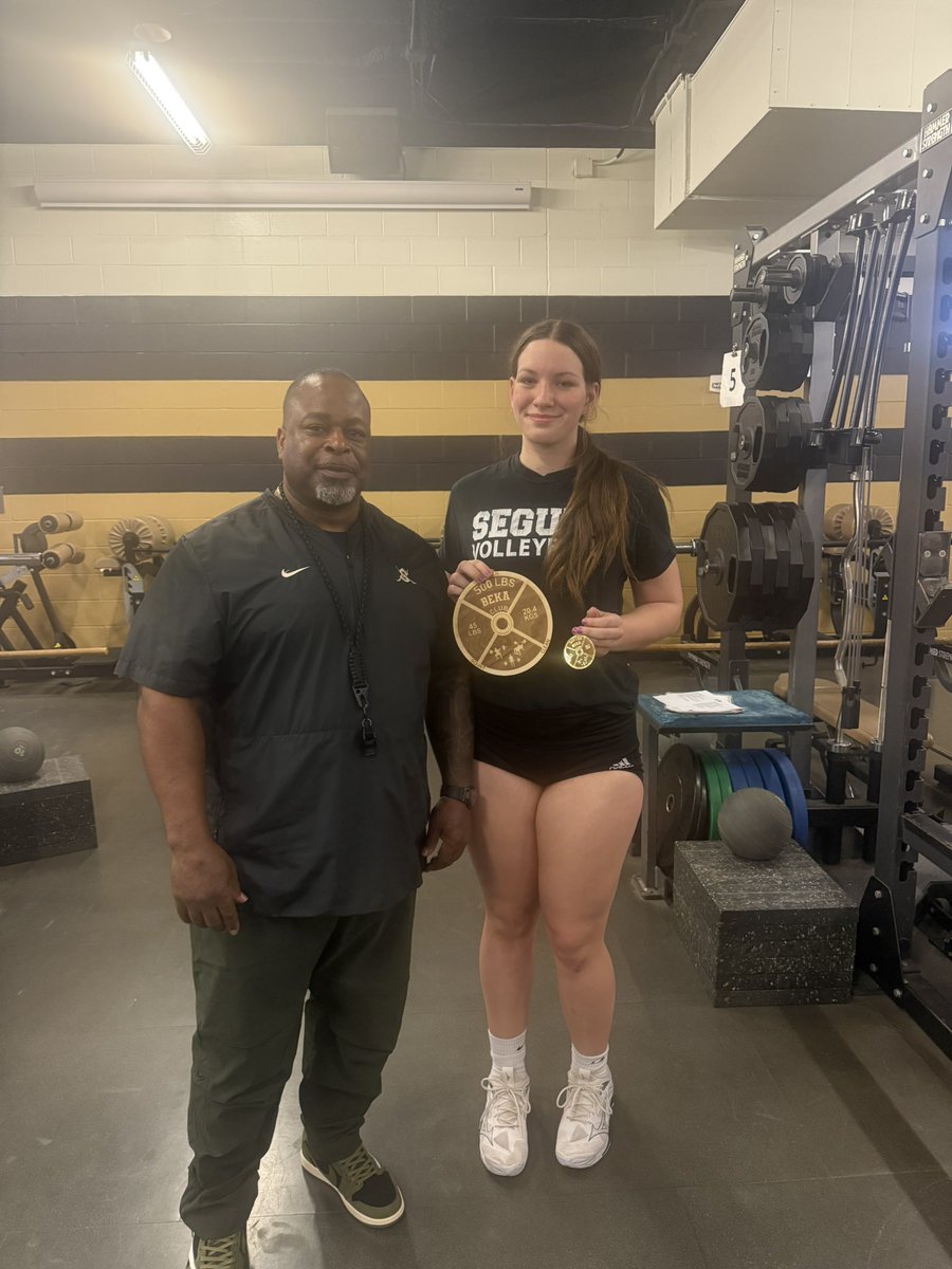 Ashley Farris tweet media