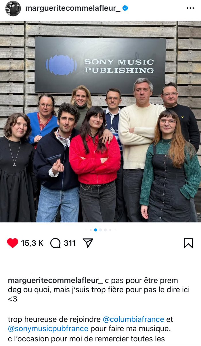 POV : tu te coupes la frange à 7h du matin, pas bien réveillée avant d’aller au boulot