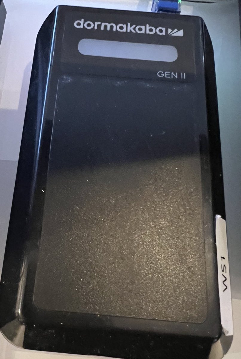 It's probably best to not have your desktop reader customer facing in a hotel reception when said reception is unmanned.

I could have literally unplugged it and walked away.

#Dormakaba #DesktopReader #Hotel