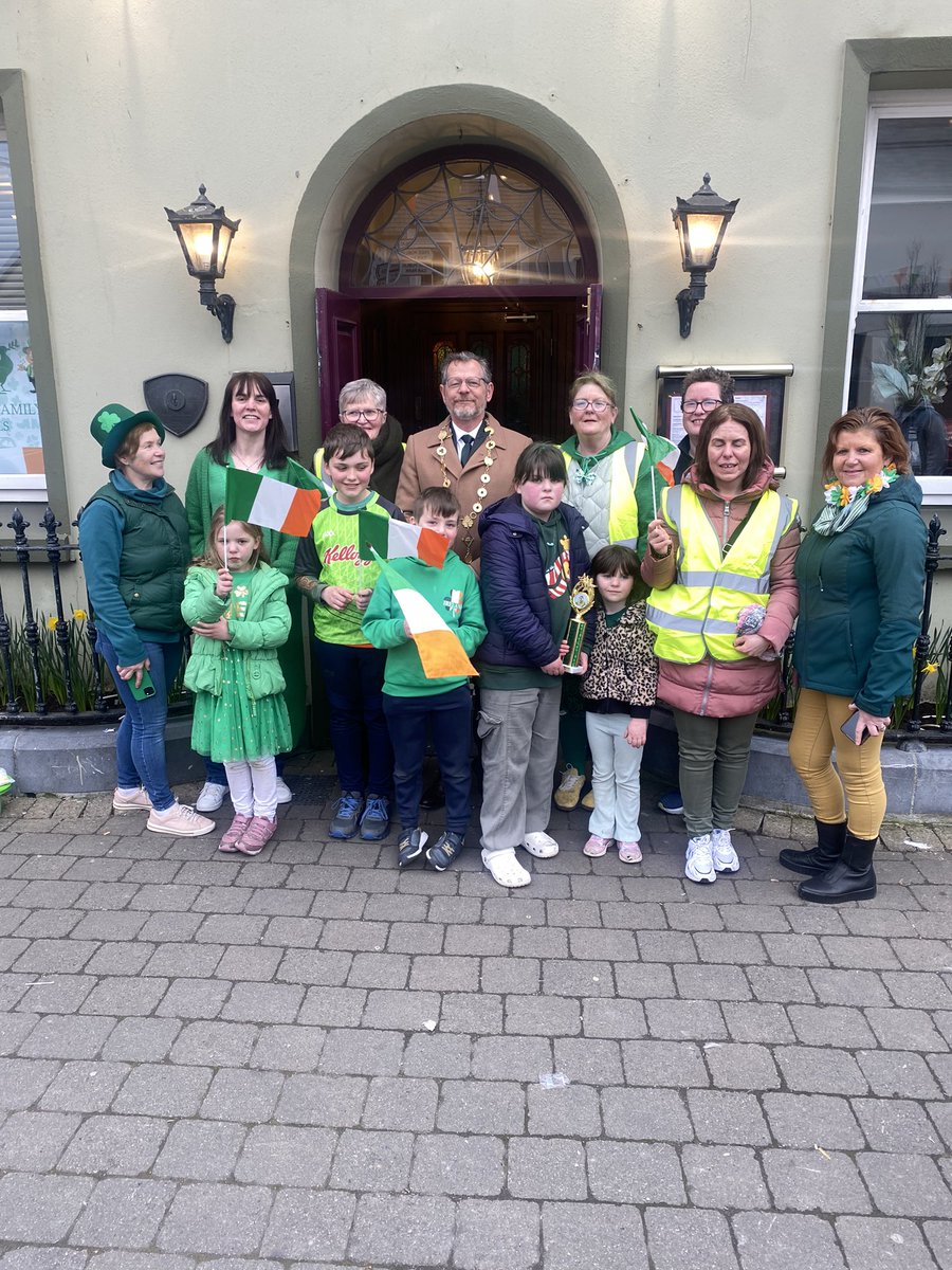 moranjohna1's tweet photo. Thanks. Great to stay around. Henri and I had lots of fun but we’ll have to separate Bruff and Abbeyfeale a little more next year! I’d have needed a helicopter to make them both on time! But Henri and I made it as the last car in #Bruff and got some of the post parade fun in Abbeyfeale including my
favourite sweet shop in Ireland! Well done @templeglantine Tidy Towns!