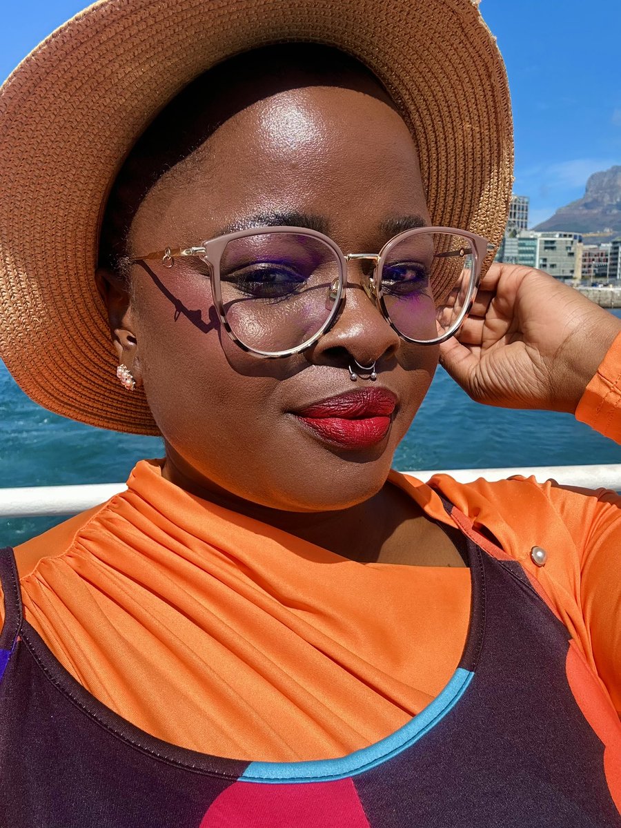 PortiiaS's tweet image. Proof of life 🫶🏾 🧡 🍯 🐝
