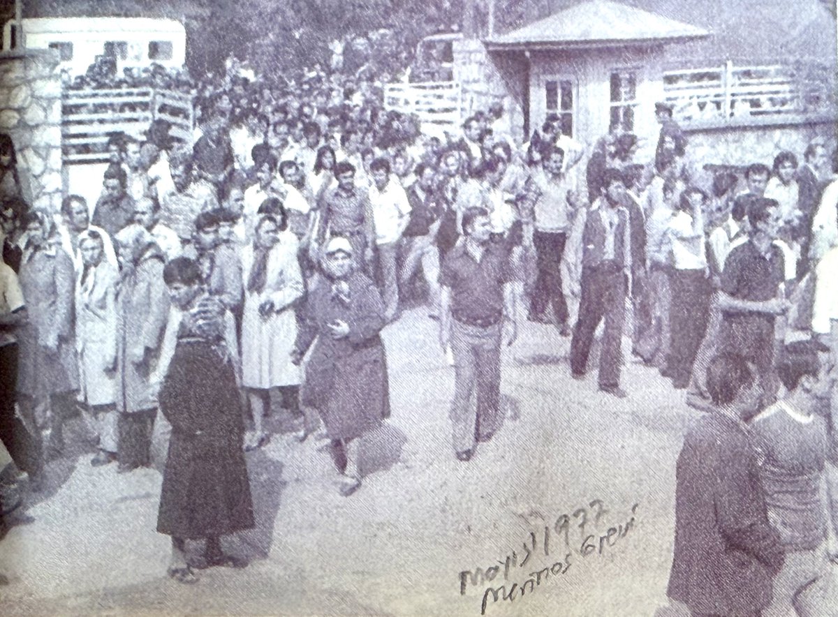 ceyhunirgil's tweet photo. 1977 #Merinos Grevi, 1978 Anarşi Protesto Mitingi, 1977 Bursa Belediye seçimini kazanan CHP’li başkan Mustafa Eroğlu ve Bursalıların sevinci
#MustafaEroğlu
.
#BursaTarih #BursaMiras #BursaBellek #BursaMüze #TarihteBugün #Müze #KentTarihi #Arşiv #Bursa @bursabuyuksehir @uludagkurumsal @BUUTipFakultesi @BursaValiligi @Bursa_Okulu @kultursanatbbb @BursaKentKonsey @BursaCHPBursa @nihat_yesiltas