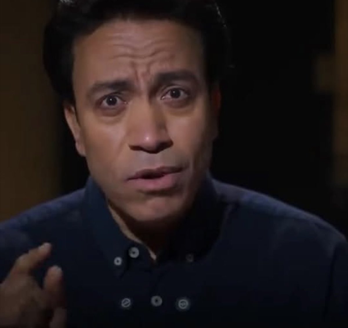 البرنامج رفضت قنوات بعينها ان تنتجه، فقرر سامح حسين عرض البرنامج على صفحته وحصد ملايين المشاهدات
 أنه رغم الأموال الكثيرة التي تصرف على الدراما لكن في النهاية يأتي برنامج «قطايف» لسامح حسين ويحظى بالاهتمام
شابوه👏🏻❤️#سامح حسين