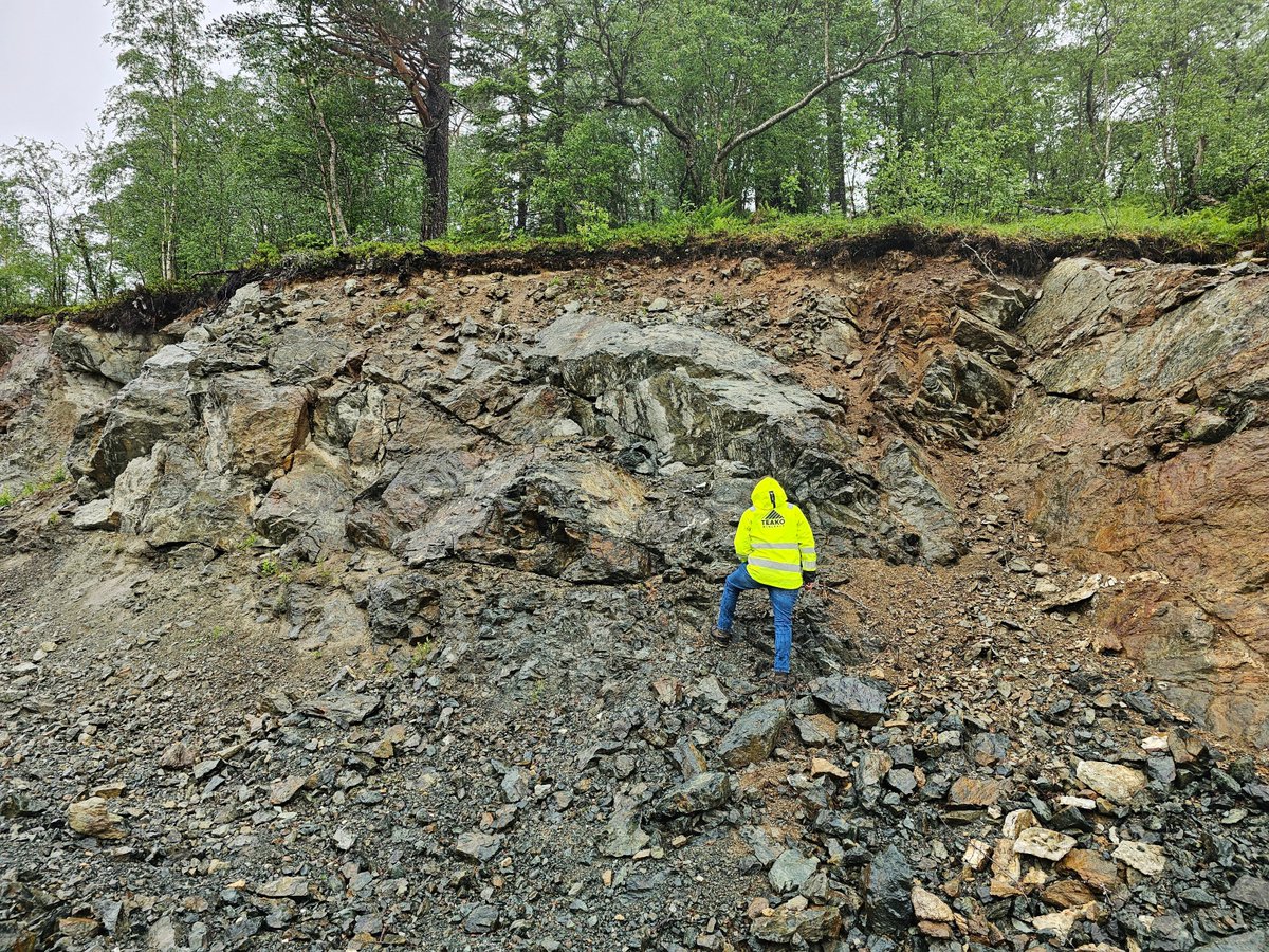 Sven Gollan (@kilpisjaervi) on Twitter photo $TMIN $TMIN.cn #copper #zinc #cobalt #gold 🇳🇴
I like numbers. <a href="/TeakoMinerals/">Teako Minerals</a> raised funds today at a 62.5% premium. 0 warrants. 72% of the total shares are now in such strong hands that I am bold enough to call them “not for sale”. Share price up 25%.
So it's time for a $TMIN $TMIN.cn #copper #zinc #cobalt #gold 🇳🇴
I like numbers. <a href="/TeakoMinerals/">Teako Minerals</a> raised funds today at a 62.5% premium. 0 warrants. 72% of the total shares are now in such strong hands that I am bold enough to call them “not for sale”. Share price up 25%.
So it's time for a