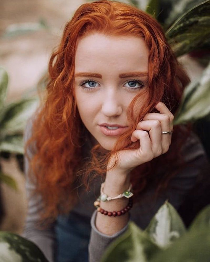EarthBands's tweet photo. Get ready to dazzle this St. Paddy’s Day! 🍀 
Because we're all about sharing the love, we're sprinkling some extra sparkle: snag your piece of magic from Earth Bands at a 20% discount with code “Myearthbands”! 🛍️✨
#StPatricksDaystyle https://t.co/yEIgFdMFdc