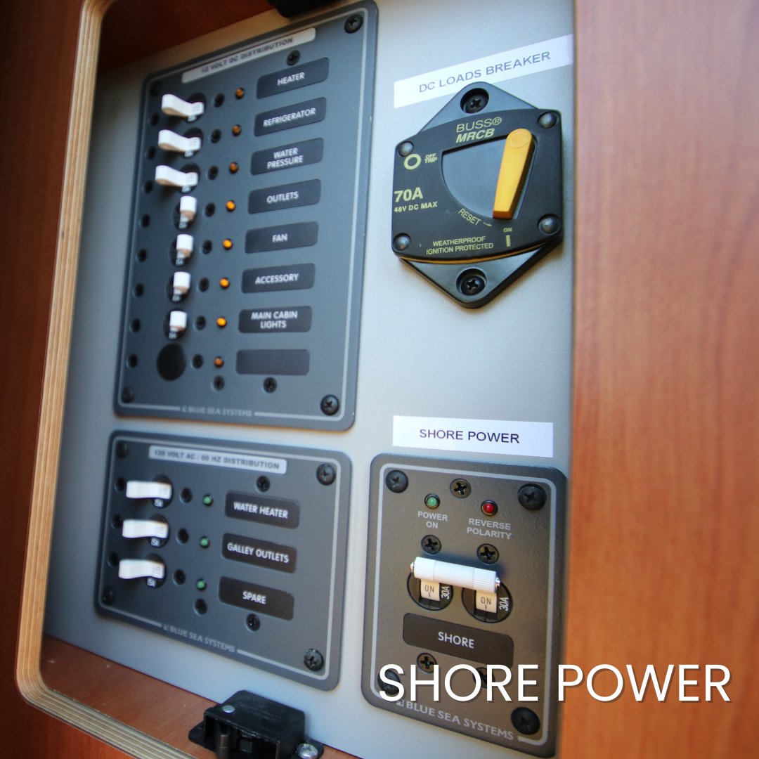 The_Vansmith's tweet image. No plugs? No problem. 🔋⚡
Every van comes powered with:
☀️ 300W solar • ⚡ Alternator • ⚓ Shore power
Need more? Go big with 5kWh or 10kWh upgrades.
#OffGridReady #VanPowerGoals
📍 Tap for power details → zurl.co/1arrg