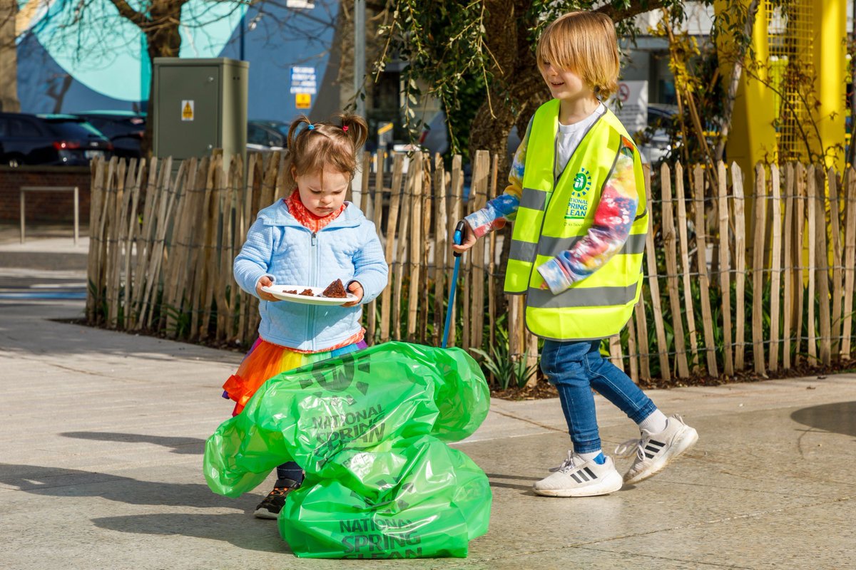 Registrations are open for the 26th annual National Spring Clean Campaign!

An Taisce National Spring Clean supported by South Dublin County Council is calling on volunteers across the country to join Ireland’s largest and longest running anti-litter campaign.
#SpringClean25