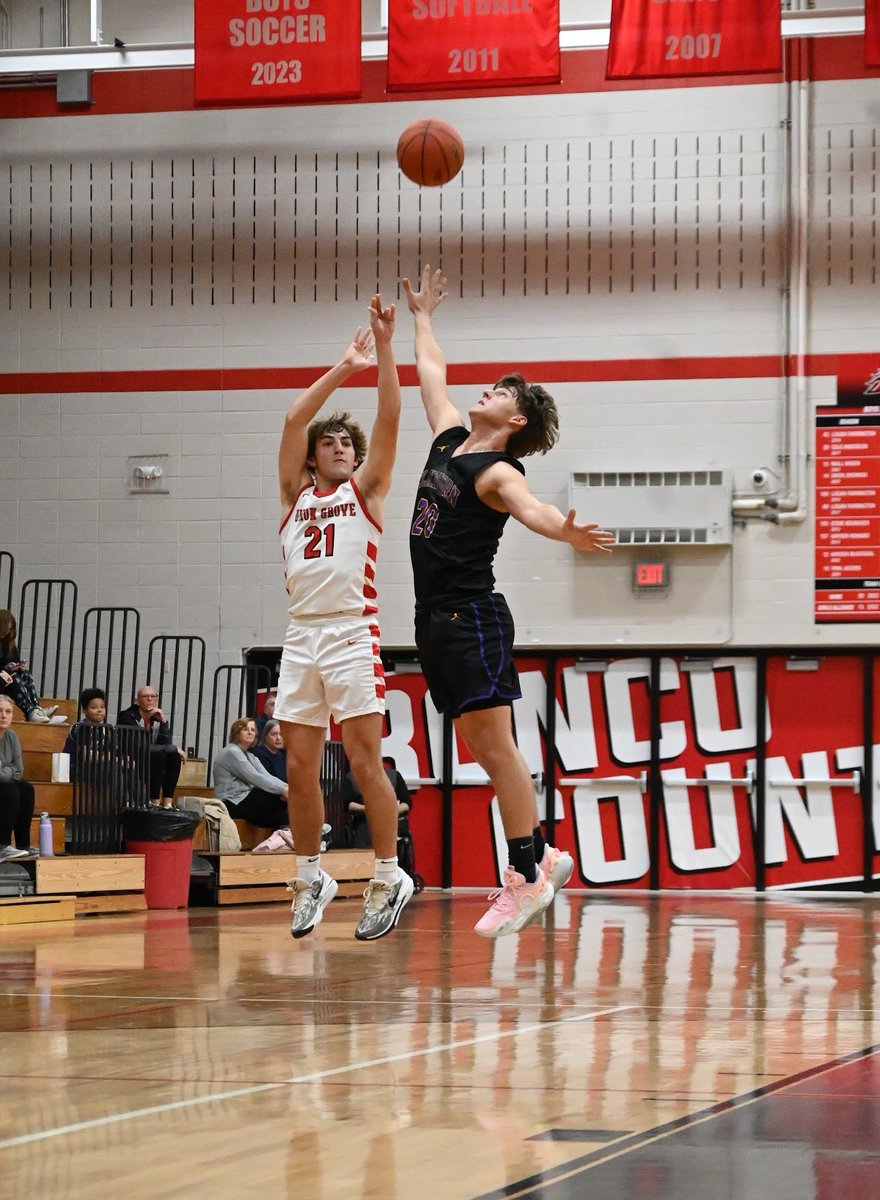 Earning 2nd Team All <a href="/SLC_Wi/">Southern Lakes Conference</a> 
16.3 PPG
4.8 RPG
 <a href="/Griffin_Schultz/">Griffin Schultz</a> 
#UGB